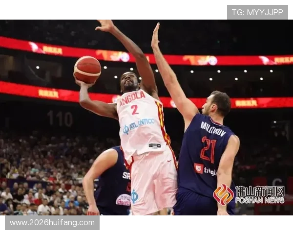 世界杯男篮决赛直播现场直击，现场气氛热烈激动人心